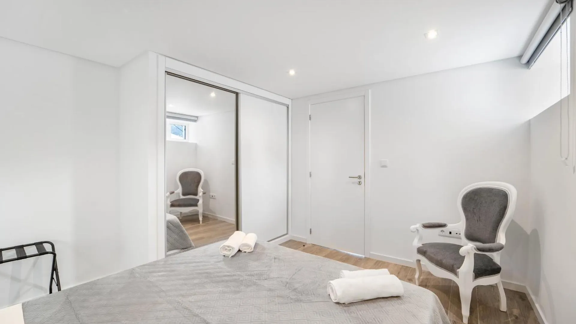 Brand New Private Modern Apartment With Patio And Sea View Calheta  Πορτογαλία